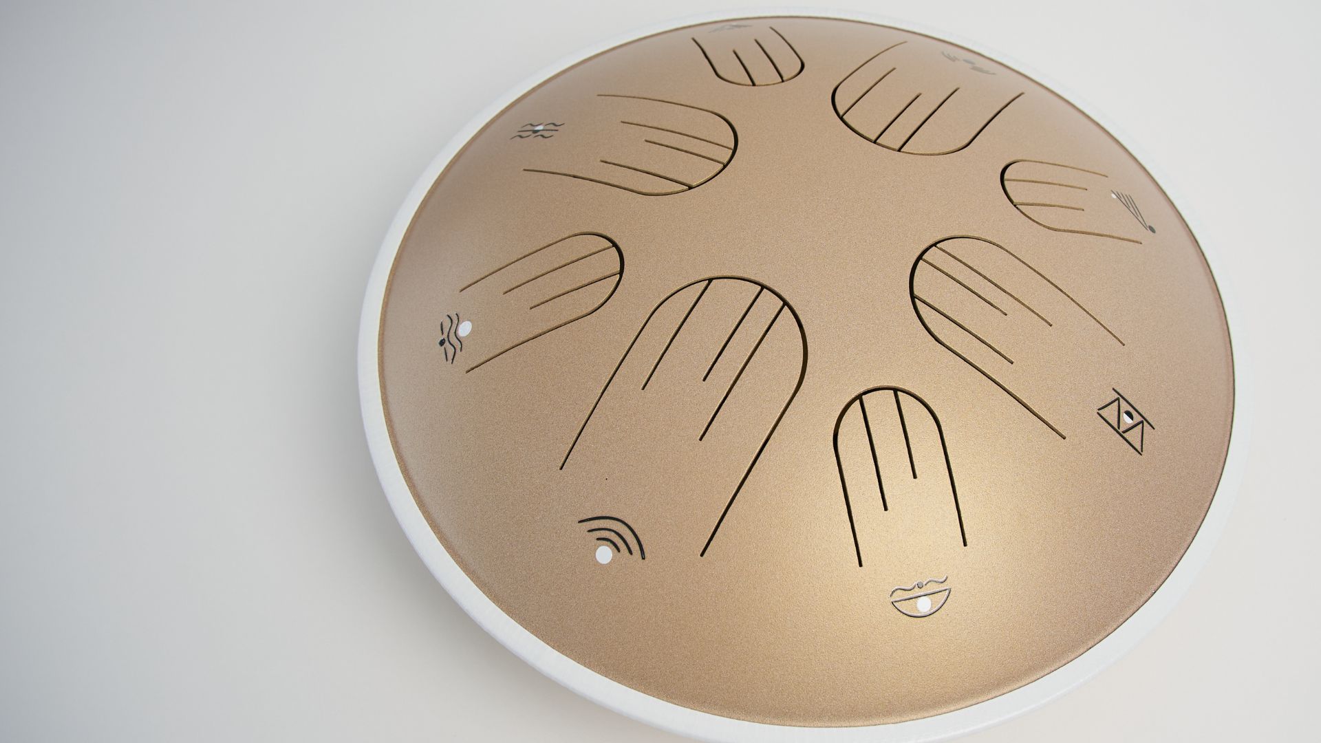 Root tone tongue drum